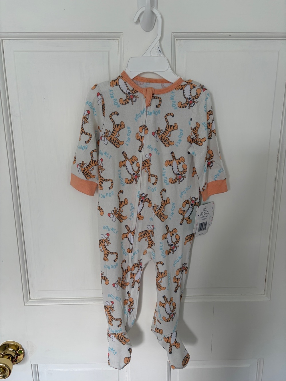 Disney Winnie the Pooh Tigger Baby Ultra Soft Sleep & Play - Picture 1 of 4